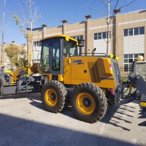 XCMG Motor Grader GR135 11t 13.00-24 Wheel Tyre Grader
