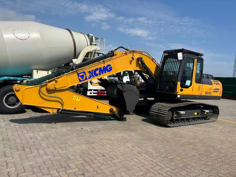 21T Crawler Excavator XCMG Excavator XE215C Delivery Log